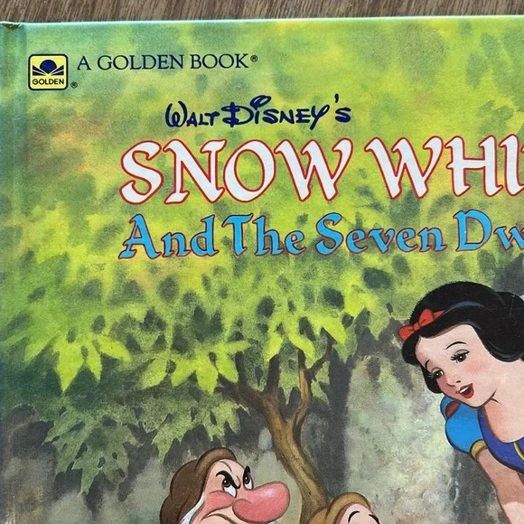 Vintage 80s Snow White and the Seven Dwarfs Walt Disney A Golden Book Hardback - Picture 3 of 12